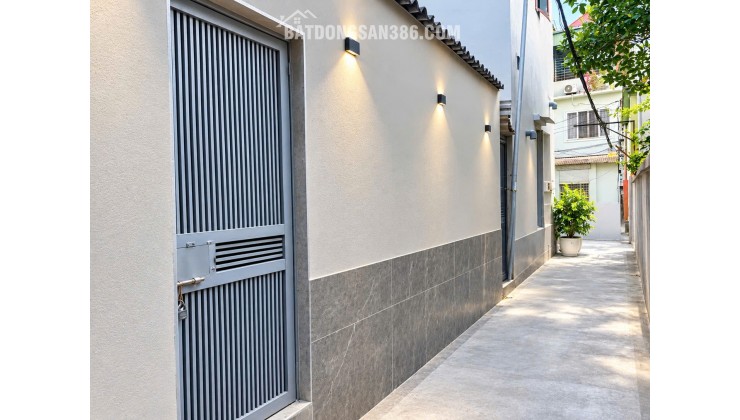Bán đất Hoa Lâm, Ngô Gia Tự, Long Biên. Ô tô  ngõ thoáng. 43m2. Dưới 5.6 tỷ